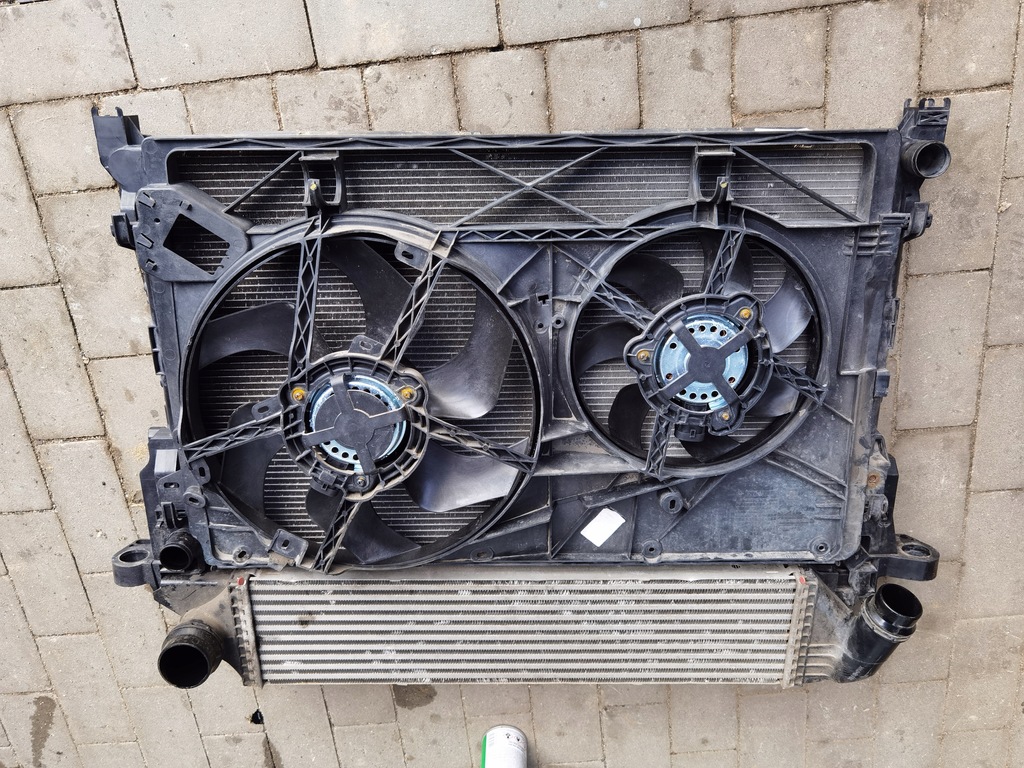 фото №11, Talento trafic vivaro nv300 - комплект радіатор