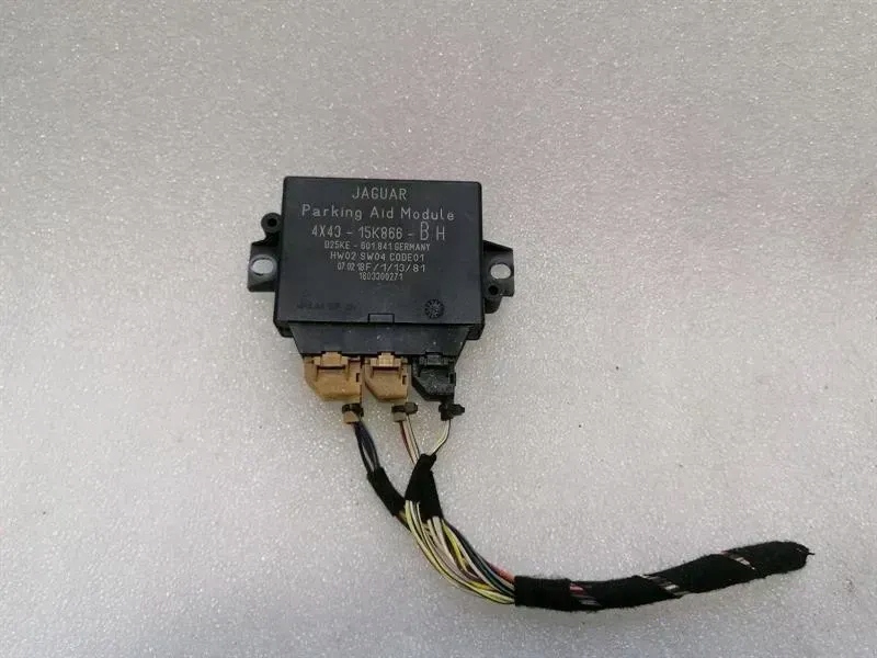 Купить Aston martin модуль электронный 15k866