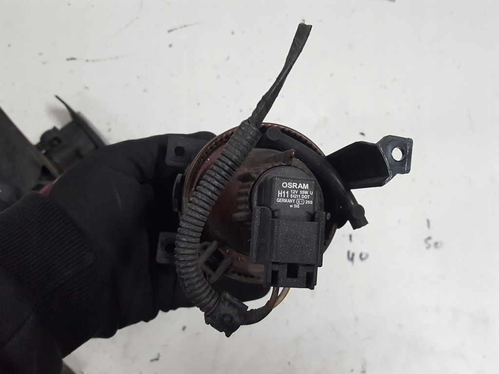 фото №4, Vw touran 04-06r протитуманна фара правий