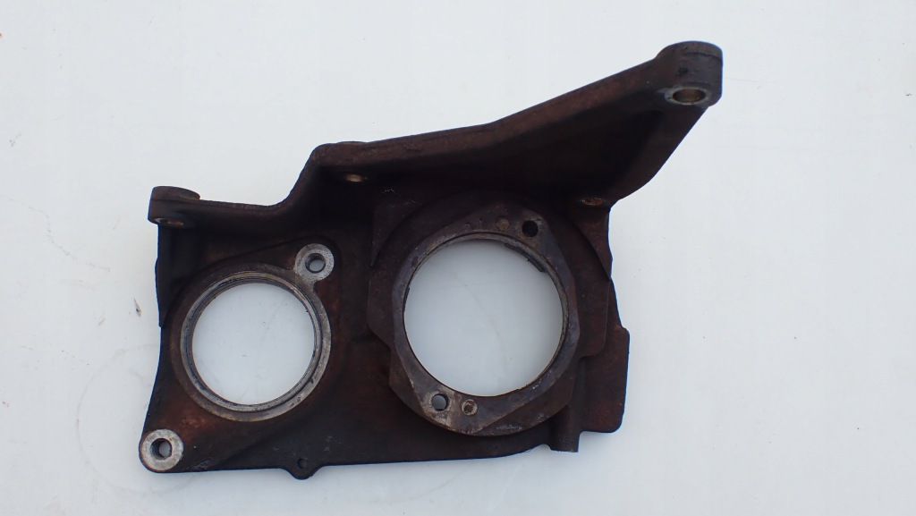 фото №1, Nissan x-trail t30 2.2 dci кронштейн насоса уприскування