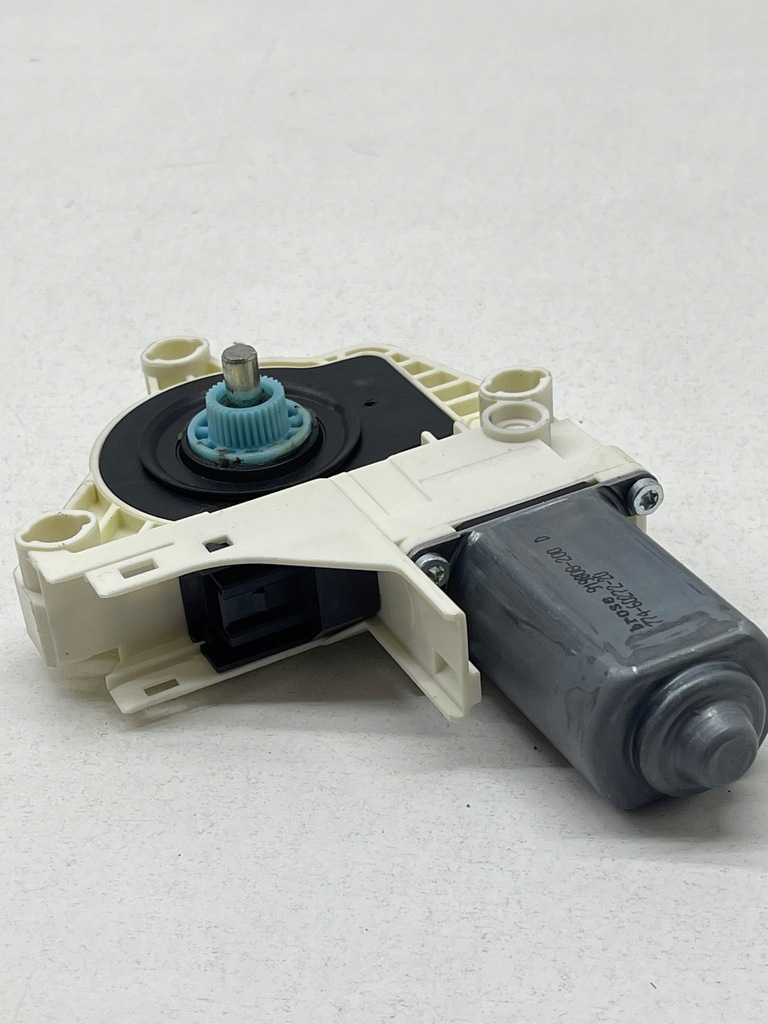 фото №7, Audi a6 c7 моторчик подъёма окон левый перед