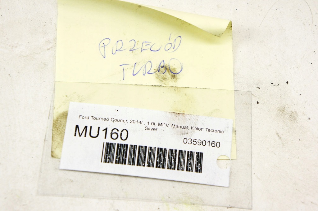 фото №5, Mu160 ford tourneo courier 1.0i шланг масла