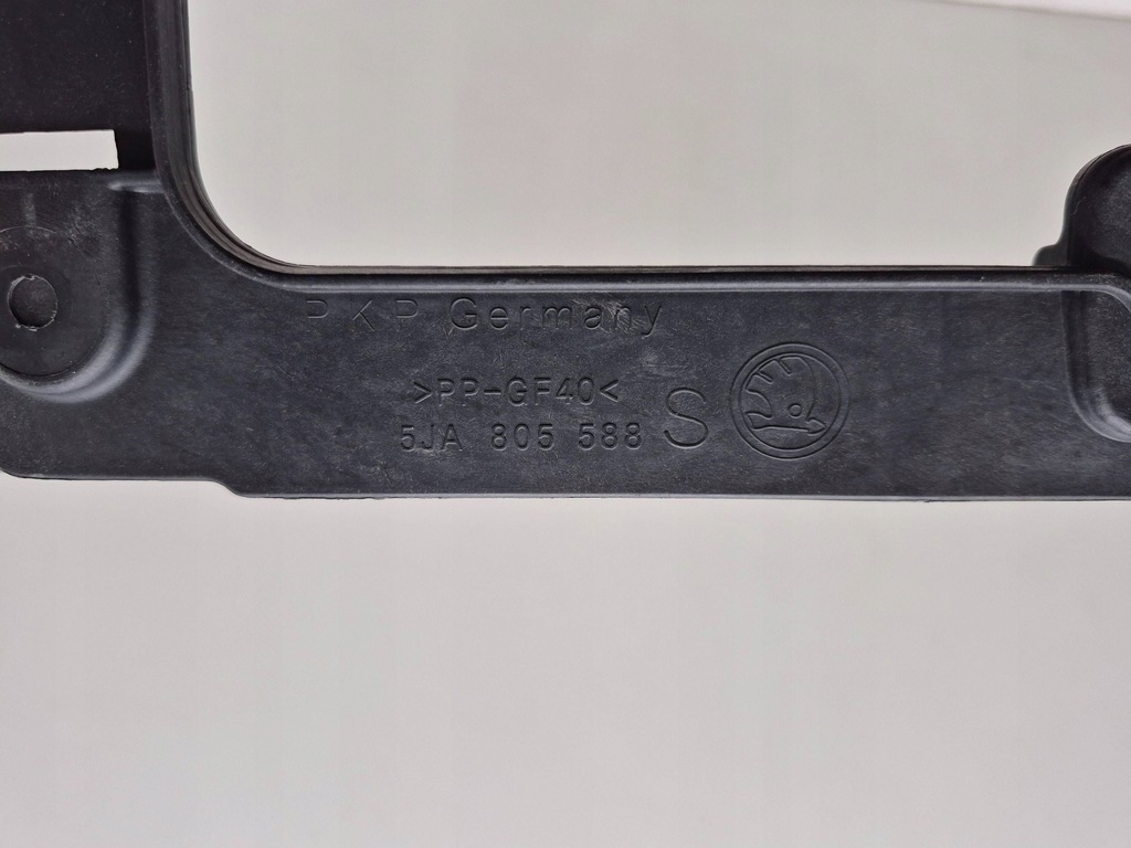 фото №7, Skoda rapid pas передній