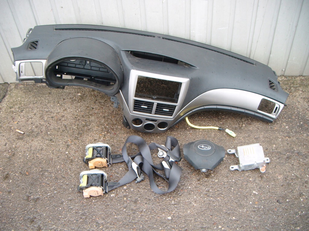 фото №1, Subaru impreza iii gh hb консоль приборная панель подушки безопасности