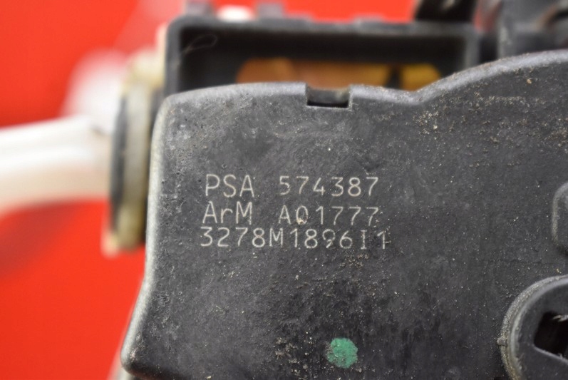 фото №9, Замок дверь правый перед передний eu a01777 citroen c5 ii x7 iii 08-17