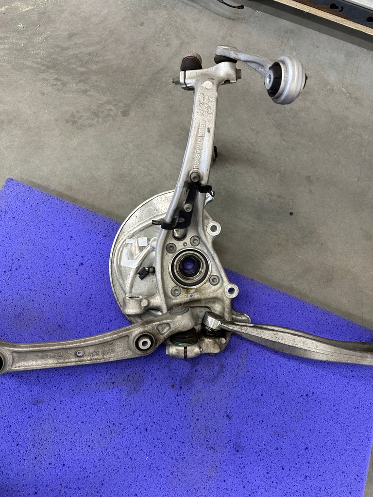 фото №5, Поворотний кулак права правий перед комплектна важіль важелі q5 sq5 80a idealna 24r