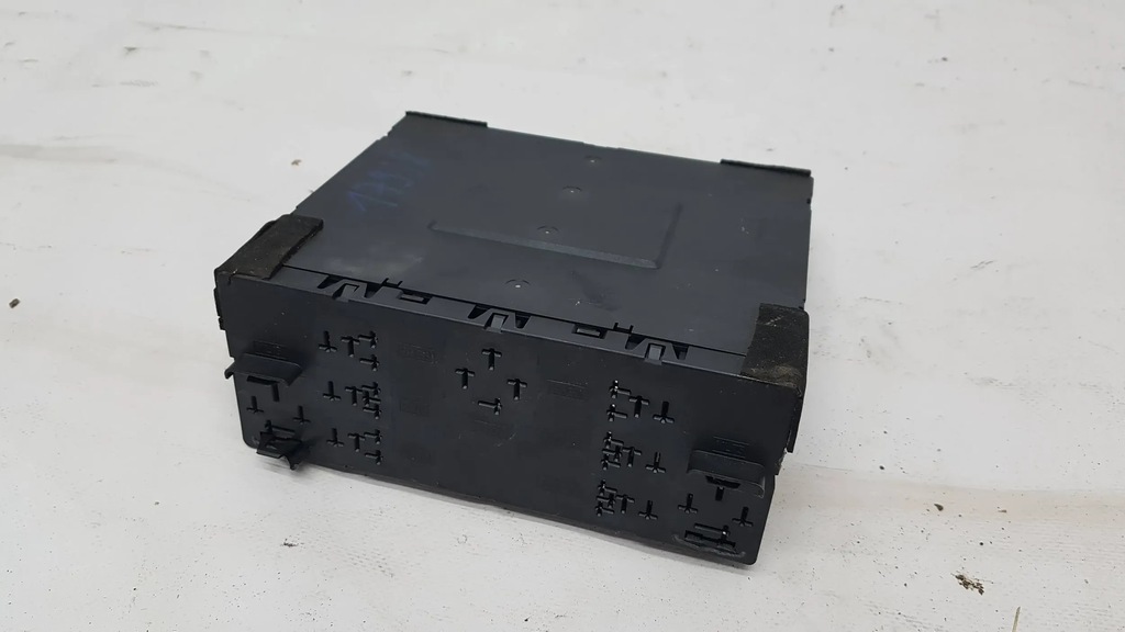 фото №1, Audi a6 c6 модуль блок управления бортовой сетью