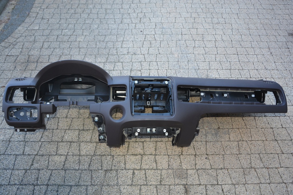 фото №1, Панель приладів консоль панель приладів vw touareg 7p 7p1858295