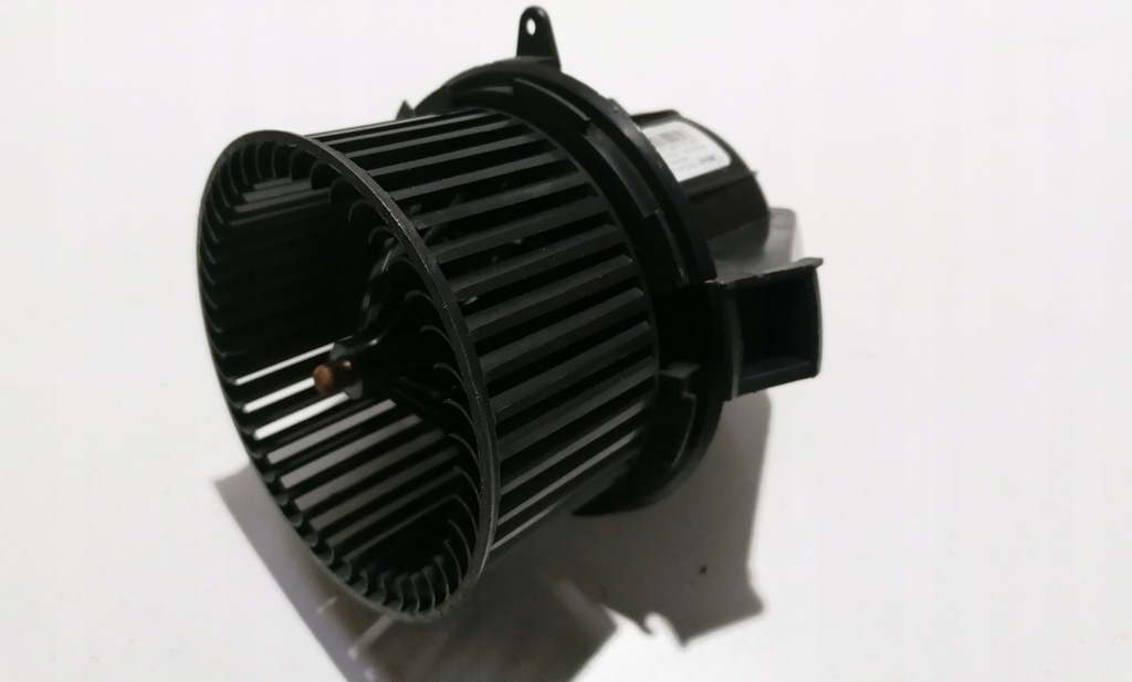 фото №1, Citroen c3 ii 2 вентилятор повітродувка behr t4054001 eu