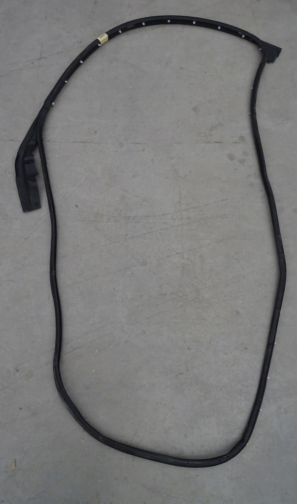 фото №1, 2015 ford f150 прокладка дверь резиновый элемент правая передняя