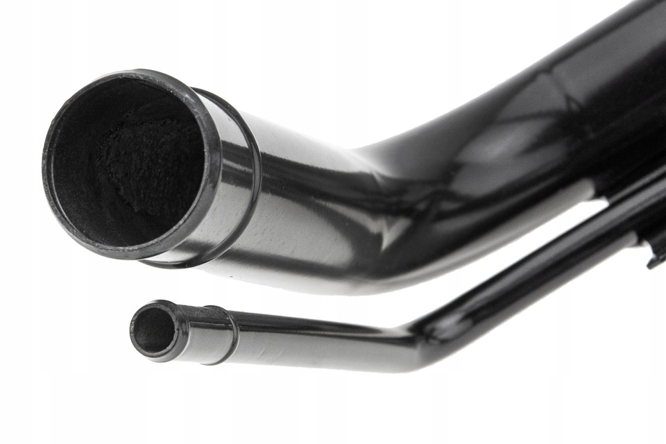 фото №5, Заливная горловина топлива труба mitsubishi lancer 2.0d 96-03