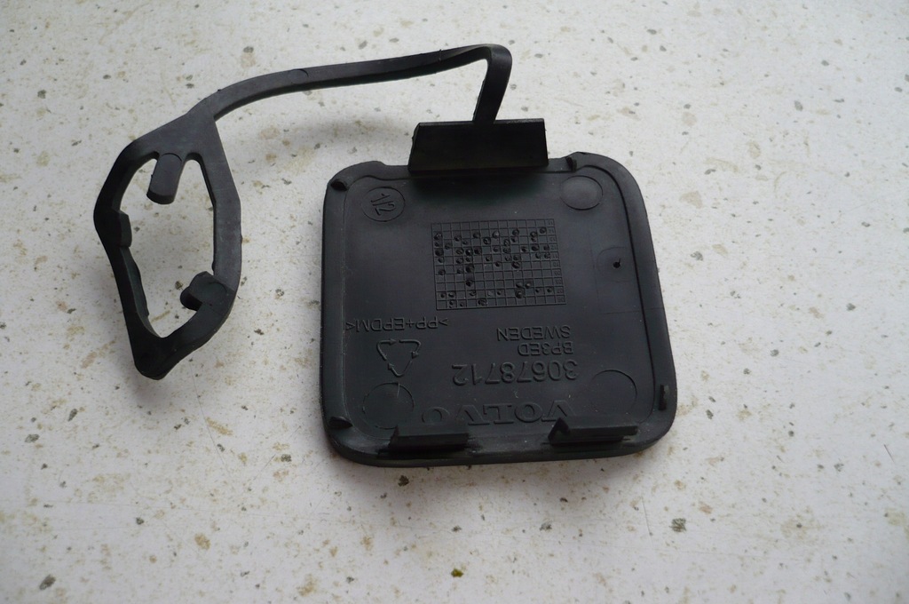 фото №4, Volvo xc70 ii 2008-16 r заглушка фаркоп бампер задня