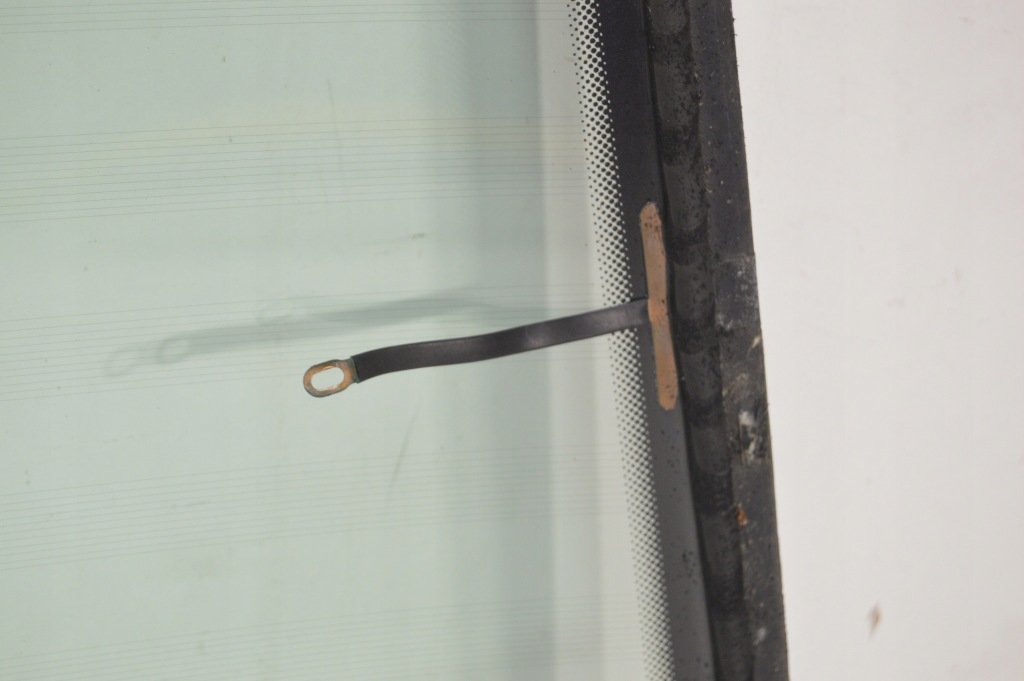 Скло кузовна задній оригінал дорестайлінг  mercedes w140 s klasa 1406702180 Недорого