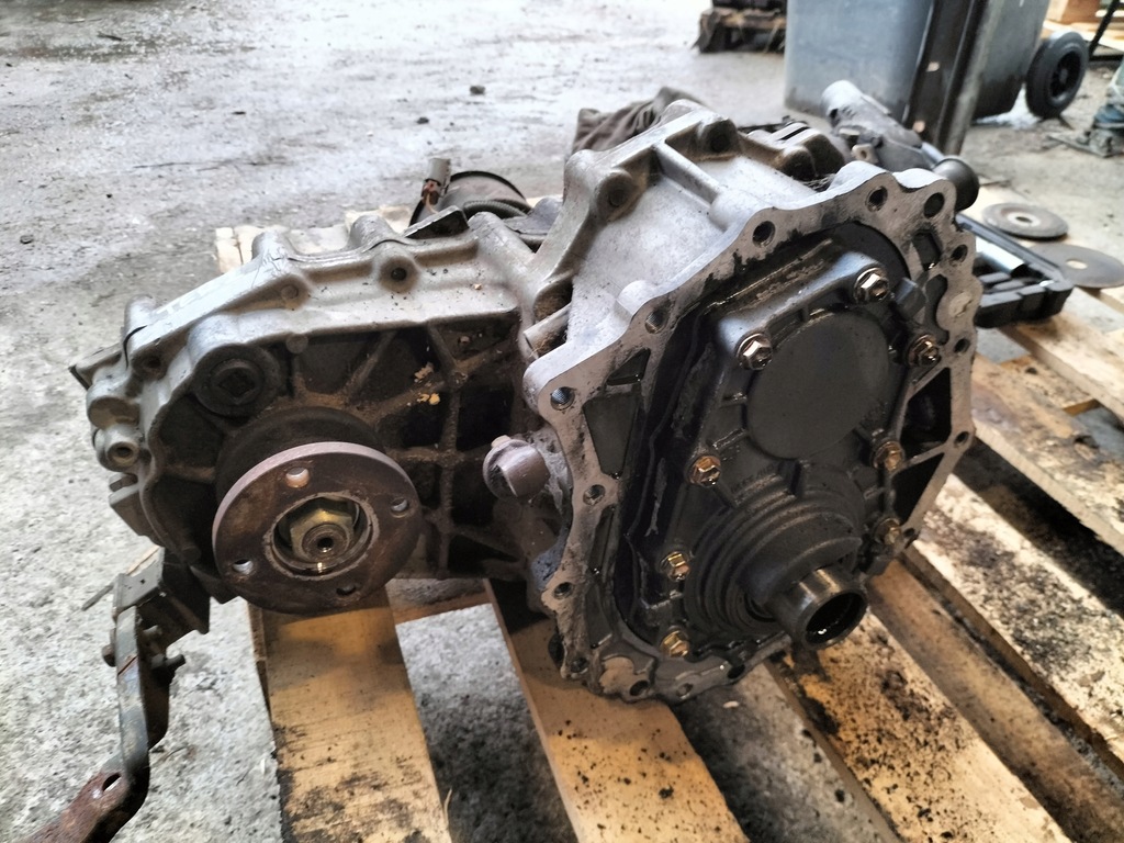 фото №1, Редуктор nissan terrano 2 2.7 tdi