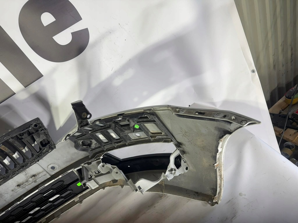 Skoda octavia 3 рестайлинг  бампер перед передний sprysk, pdc lf9e 5e0807221n Киев