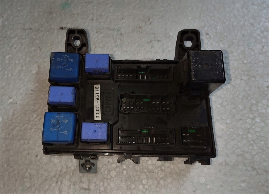 фото №1, Коробка предохранителей hyundai 911981-c000