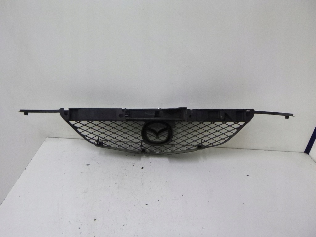 фото №4, Решётка радиатора решётка радиатора mazda premacy 2002 r.
