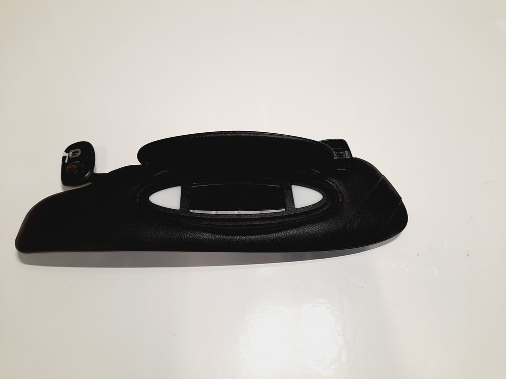 фото №1, Porsche cayman r 987 11r защита солнцезащитная левая 98773146100