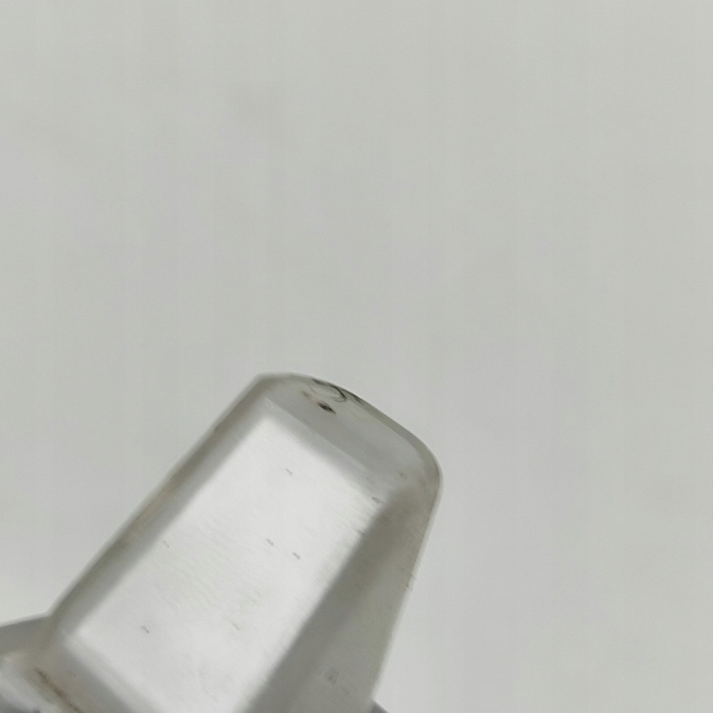 фото №7, Nissan leaf ii ze1 2018 лампа освещение задний номерного знака регистрационный