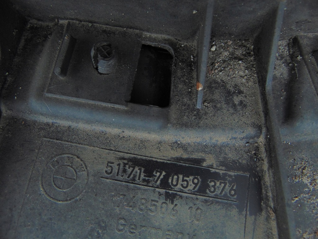 фото №9, Подкрылок правое перед передние bmw 1 e87 lift europa