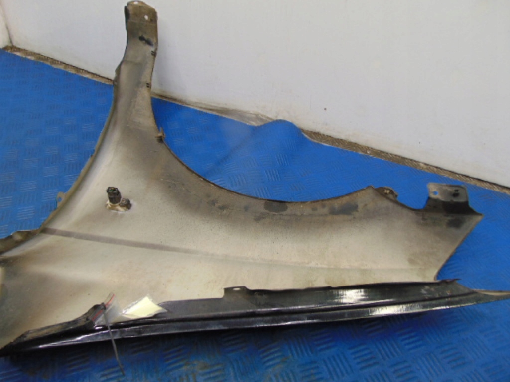 Hyundai getz крыло  правый  состояние как на фото с Разборки