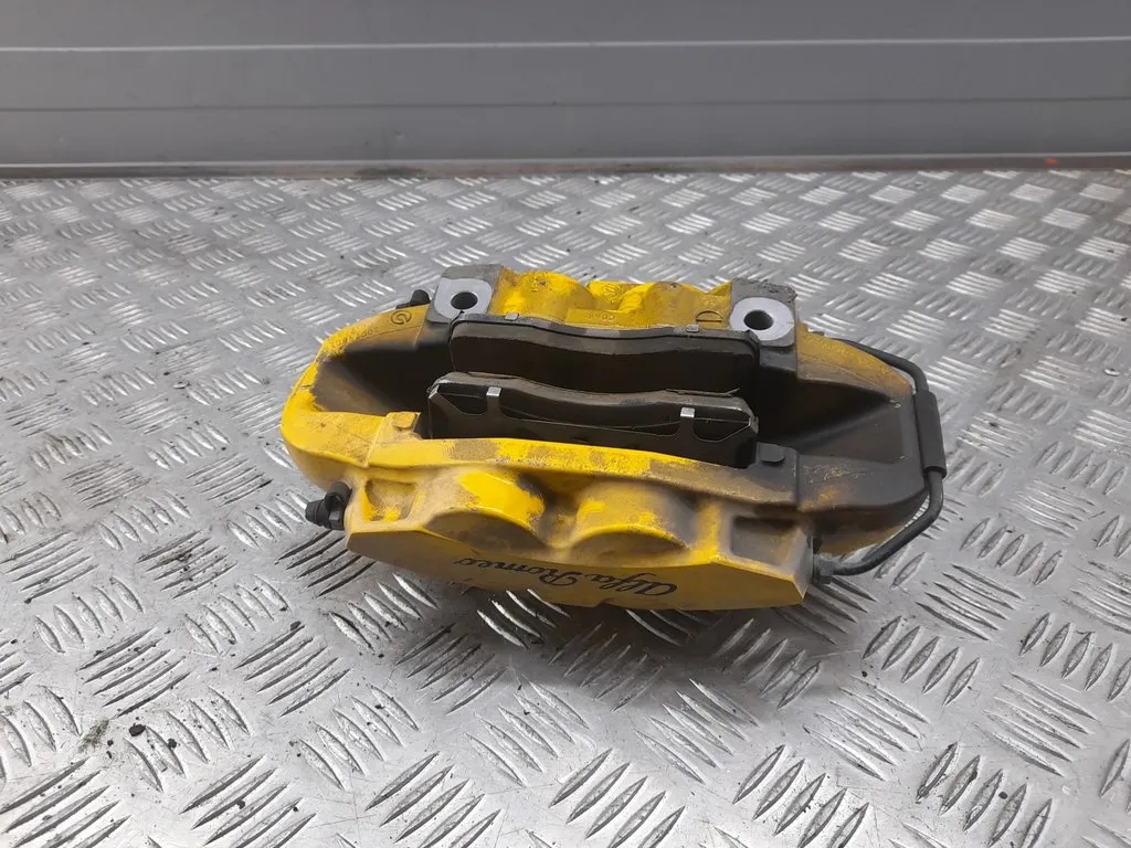 фото №6, Alfa romeo stelvio 00505534560 перед правая суппорты