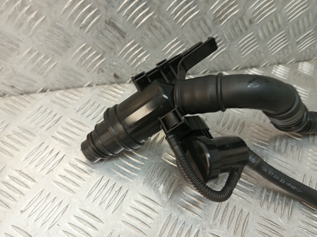 фото №10, Mercedes w247 h247 труба wąż заливна горловина заливної рідина adblue a2474700400