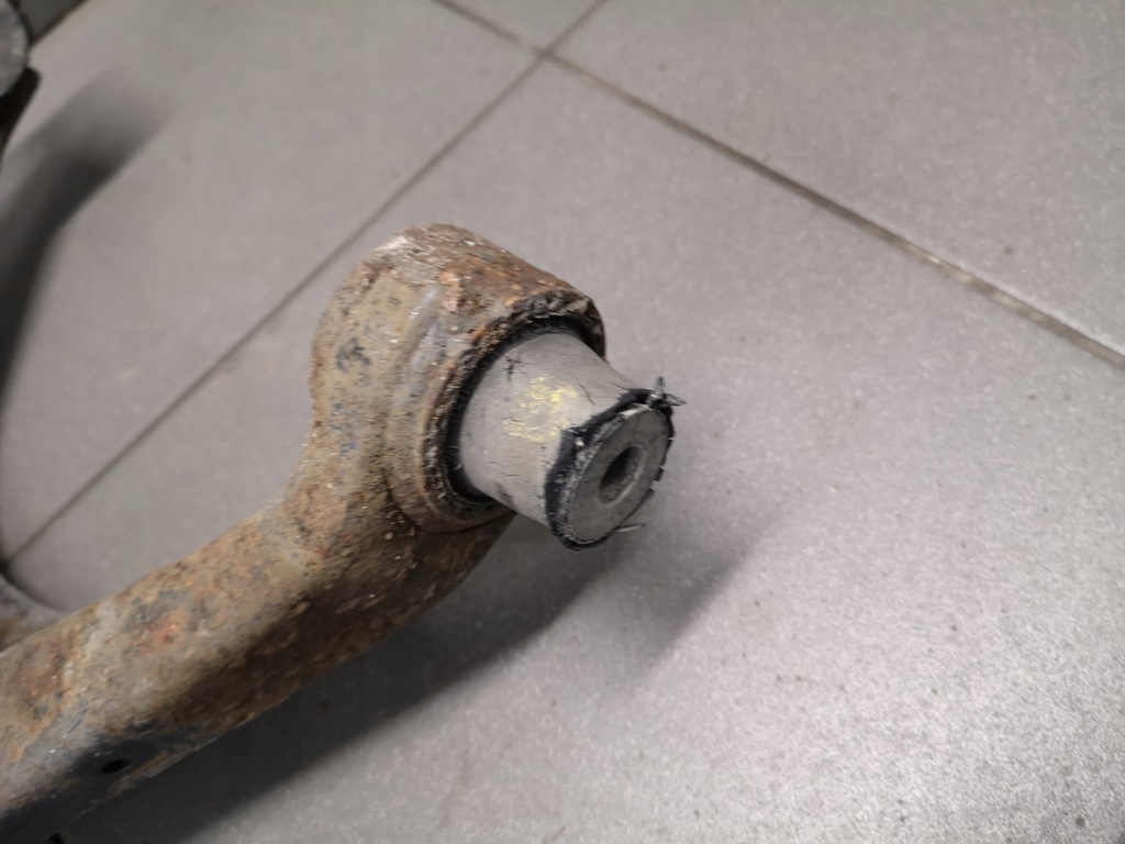 фото №10, Рычаг поворотный кулак рычаг левый задняя audi a6 c5 4.2 lub