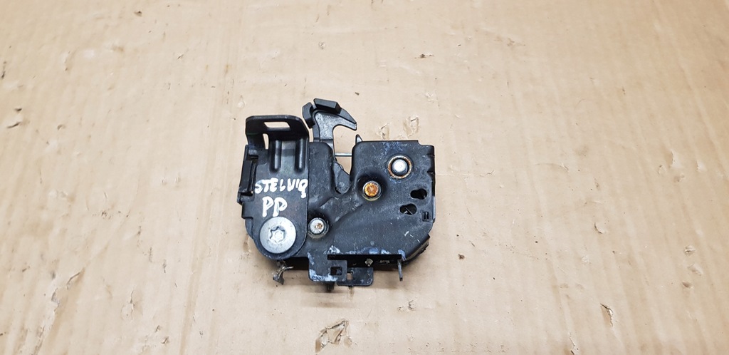 фото №1, Alfa romeo stelvio замок капот правый 50563896