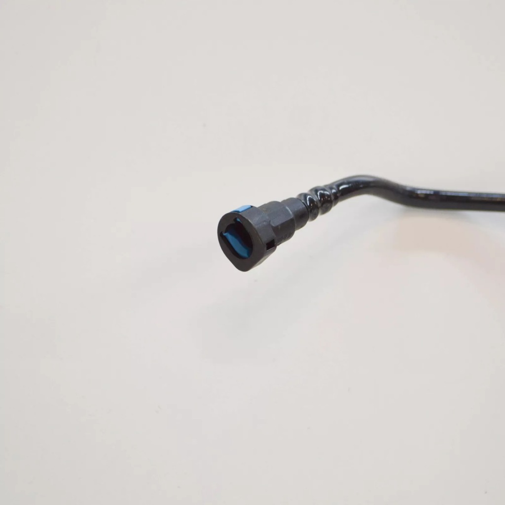 Bmw 3 e90 rear fuel feed line 16126765745 6765745 oem Київ