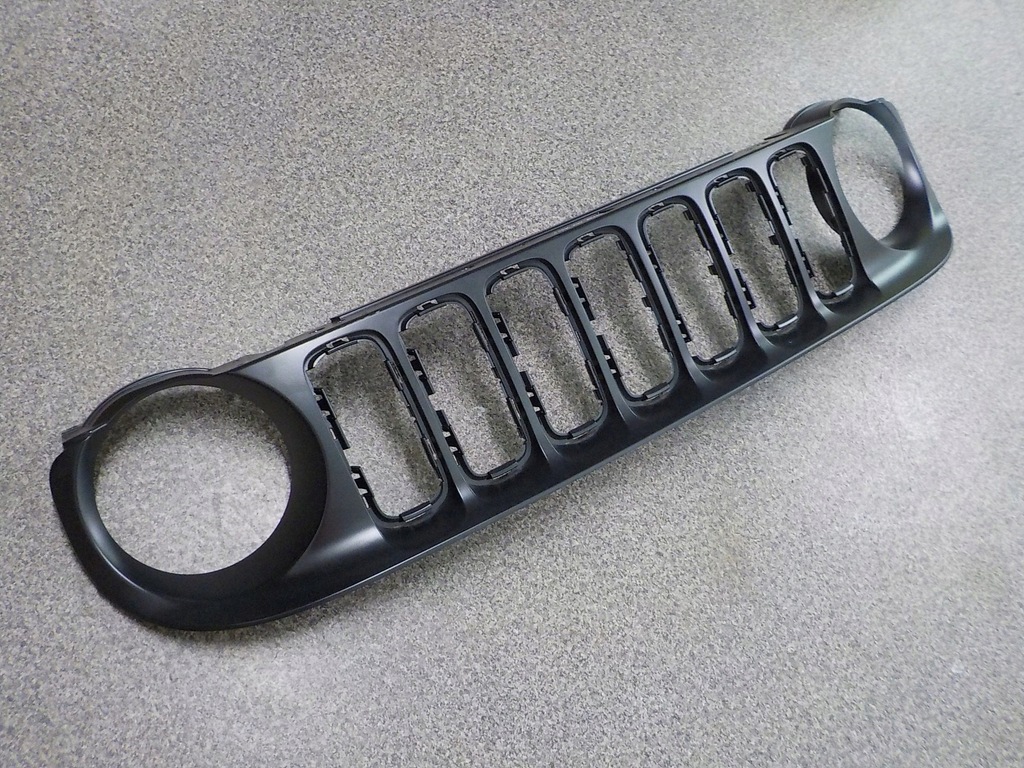 фото №1, Решётка радиатора решётка радиатора jeep renegade 2014-