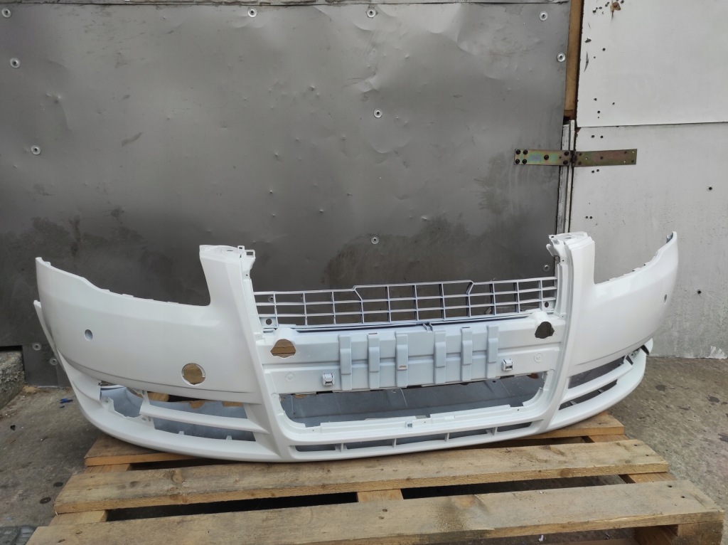 фото №1, Бампер audi a4 b7 pdc ly9c
