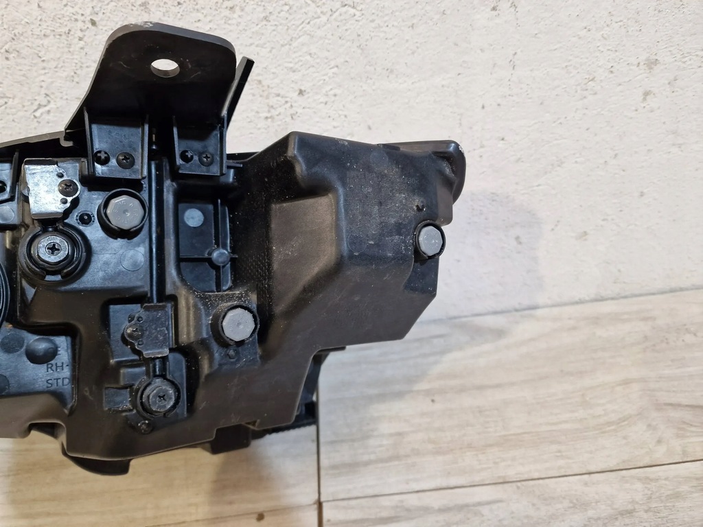 фото №8, Правая лампа hyundai ioniq vi full led