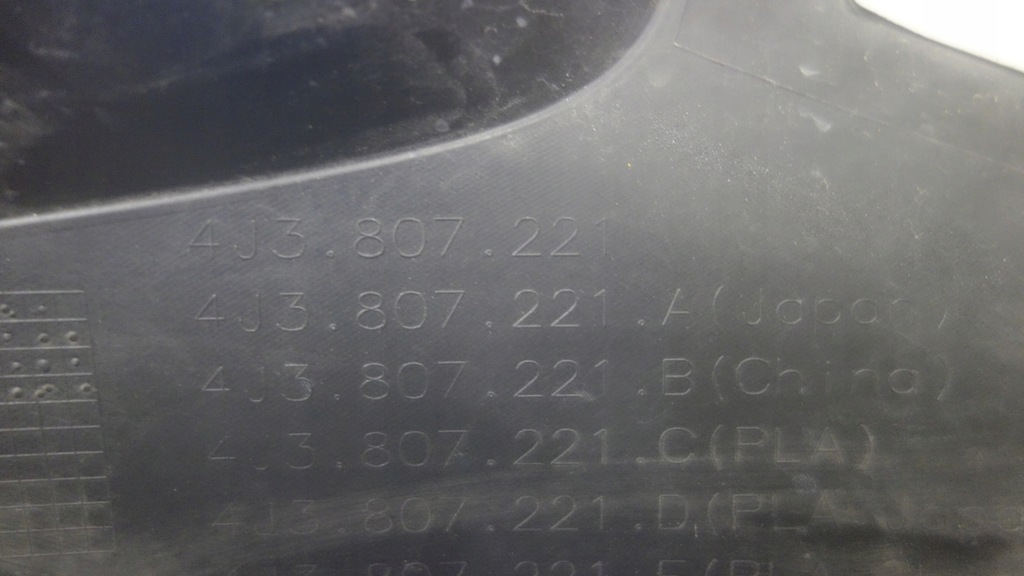 фото №12, Audi e-tron gt rs 4j3 бампер передній перед 4j3807221