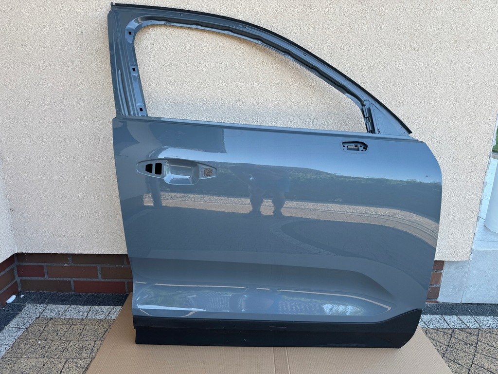 фото №1, Двері volvo xc40 ii 2 праве перед передні