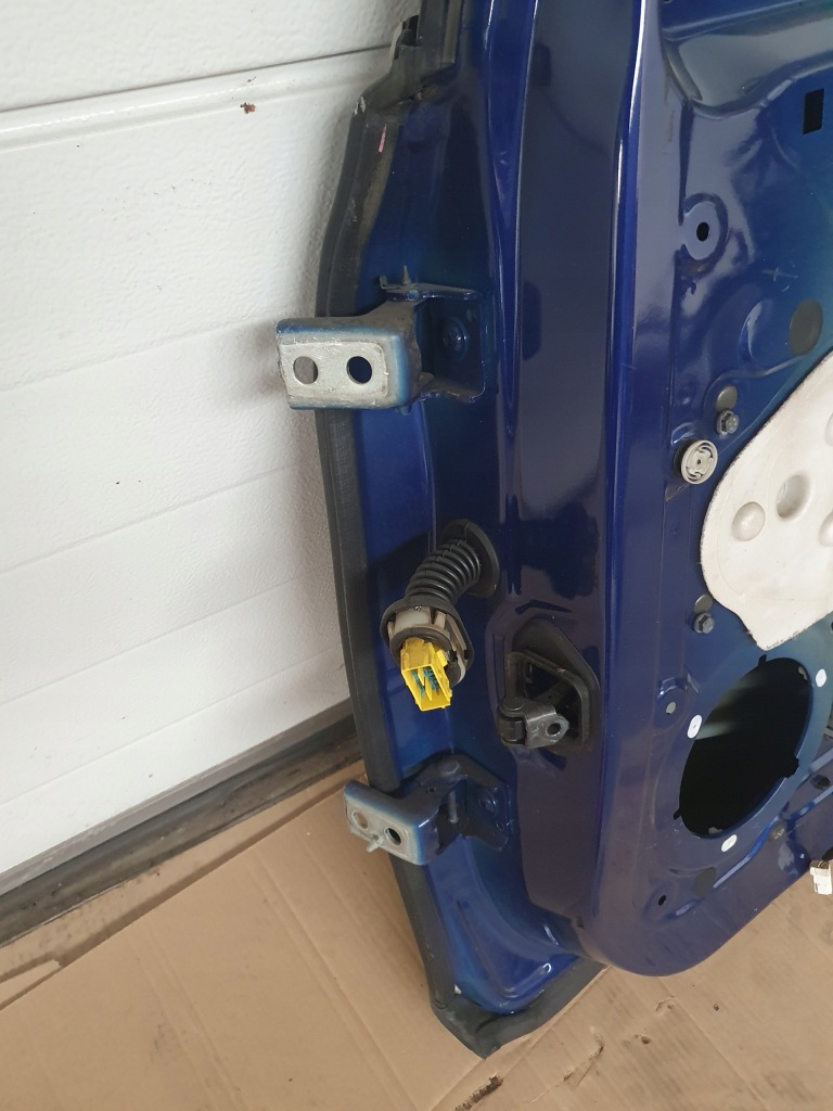 Дверь полный задний  правый peugeot 308 2 t9 sw универсал замок молдинг подъемник Доставка