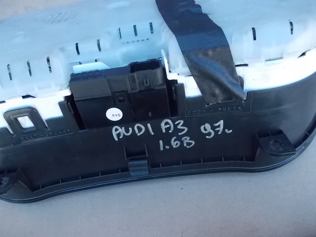 фото №10, Audi оригинальный номер 06a906019d