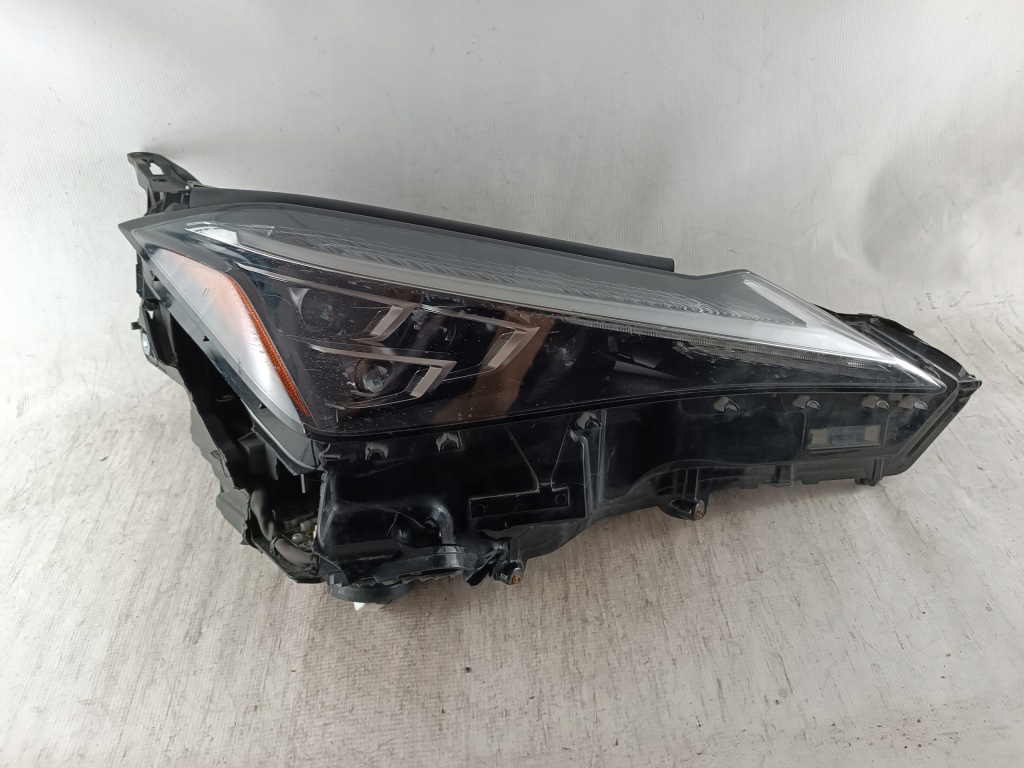 Lexus ux 2018-2022 лампа права full led - europa Оригінал