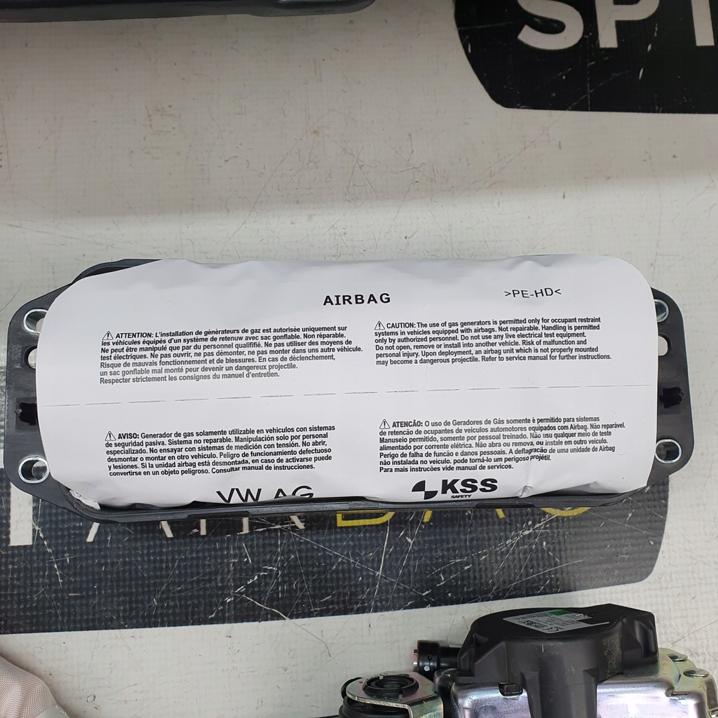 фото №7, Id3 панель приладів консоль подушки безпеки ремені подушка безпеки