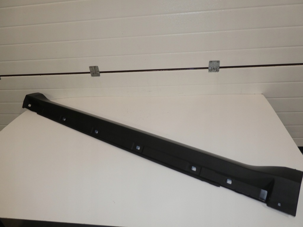 фото №2, Молдинг порог правая subaru forester iii