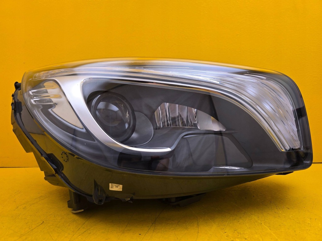 Купити Лампа права перед mercedes sl 231 w231 ксенон a2318207261
