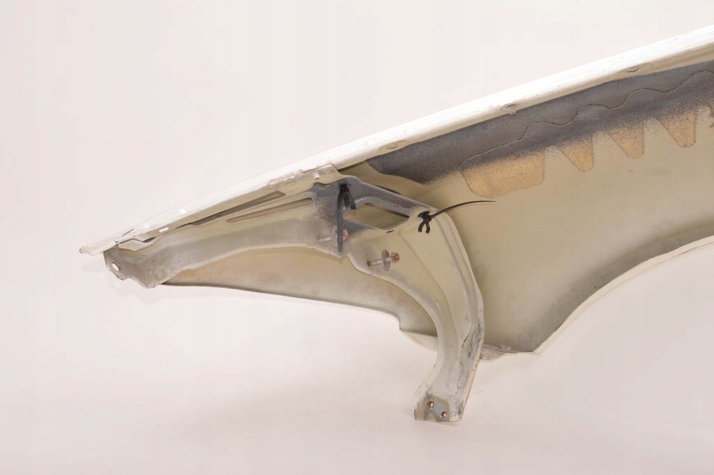 фото №9, Maserati quattroporte v передний правый крыло