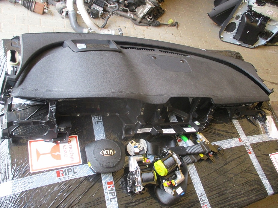 фото №1, Kia sorento iii lift консоль подушка безпеки натягувач ремені