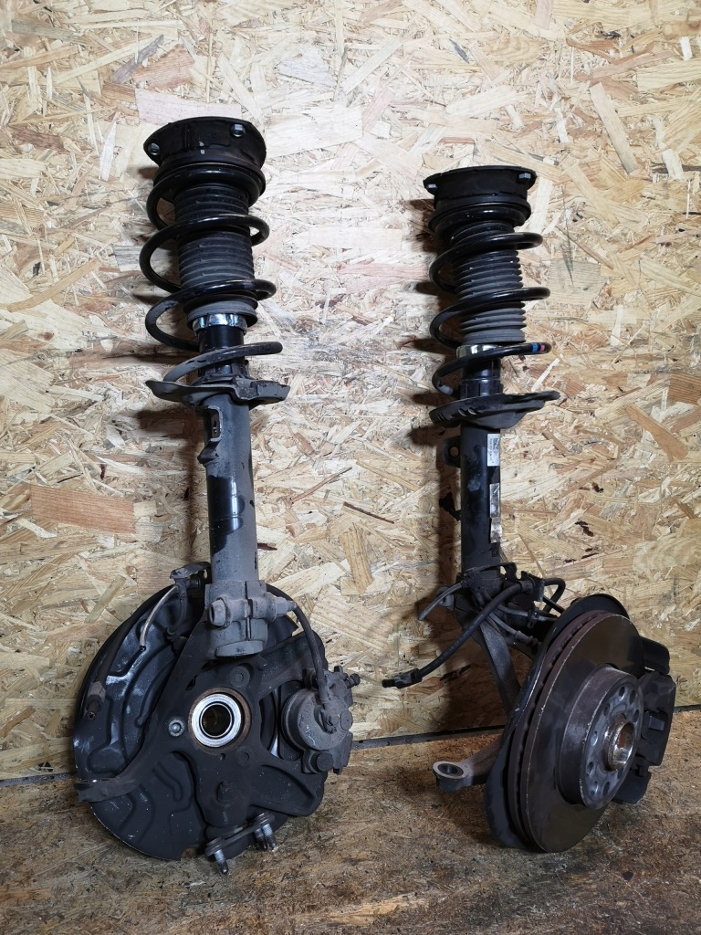 фото №1, Vw golf vii leon iii octavia поворотный кулак левая правая перед