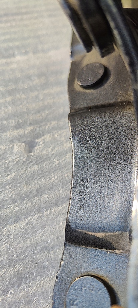 фото №4, Петли комплект петли крышки задний tesla model 3