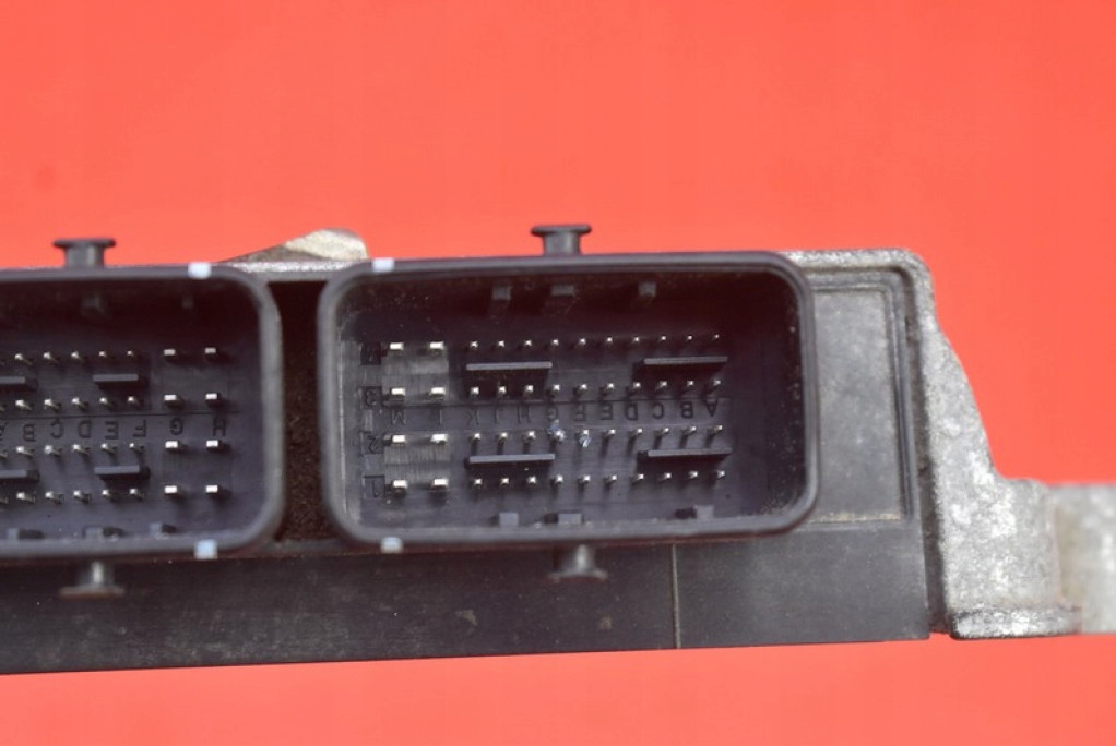 фото №11, Блок управления 9660727380 9655883280 21585639-4 peugeot 107 1.4 8v 75 km 05-09