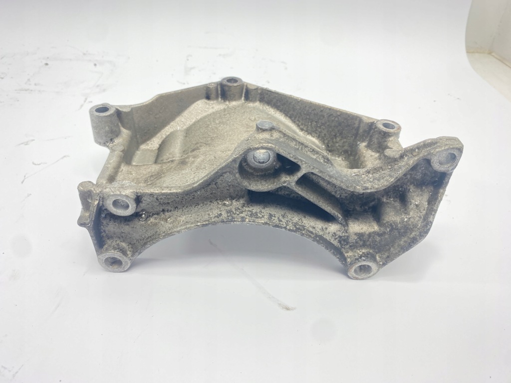 Кронштейн кронштейн генератора mercedes w124 m111 e200 e220 220e 1111550135 Киев