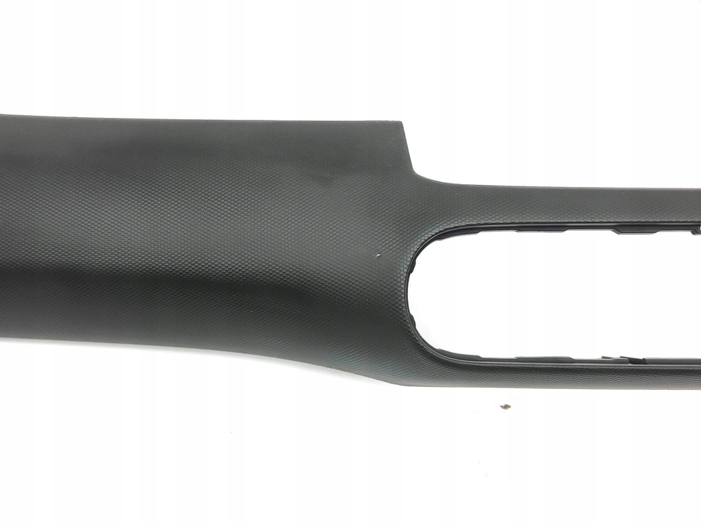 фото №8, Hyundai kona i 2020 element панели приборной панели / середина