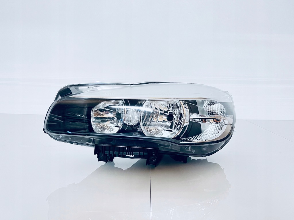 фото №1, Лампа левая bmw 2 f45 обычная h7