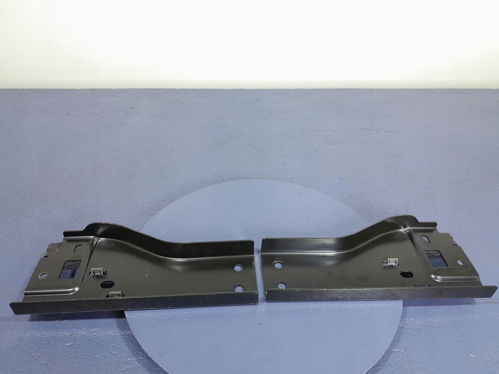 фото №1, Mercedes gle w167 підпора кронштейн багажника a1676800700